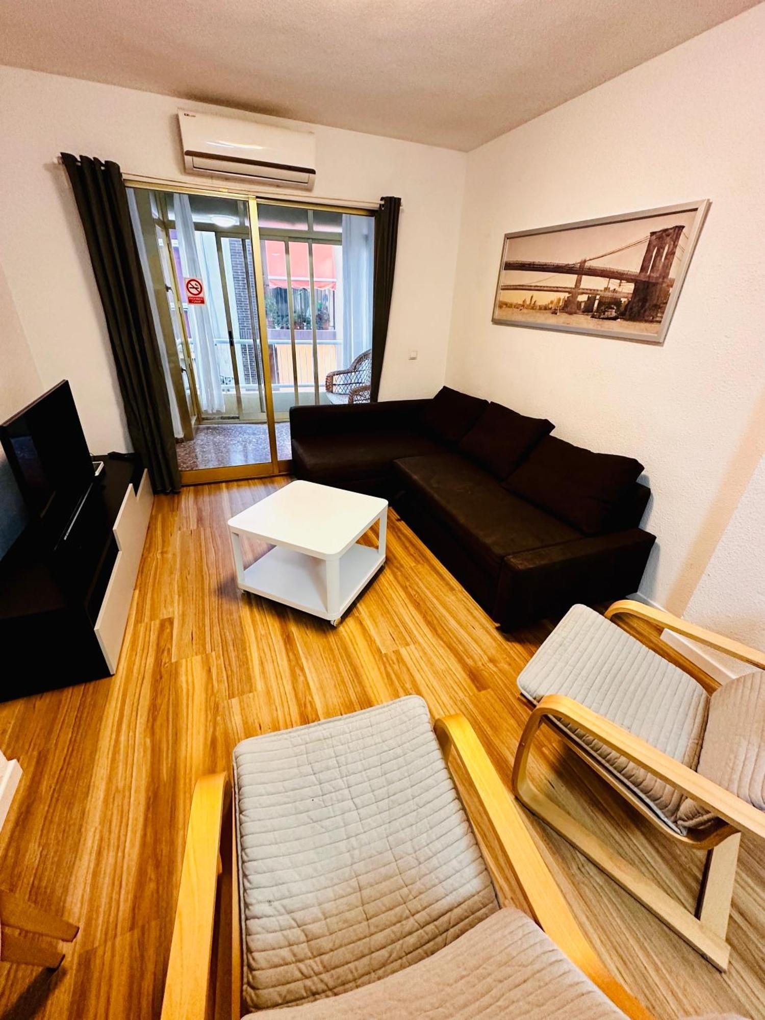 Centrico Apartamento En Бенидорм Екстериор снимка